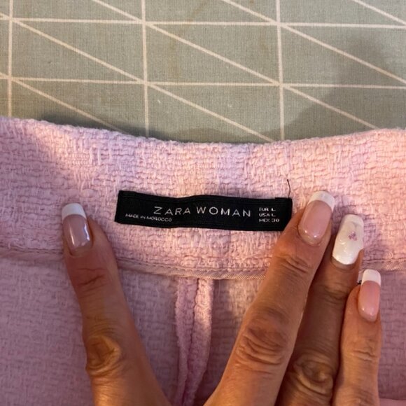 RARE! Zara Woman Pink Boucle High Waisted Shorts in Size L - Picture 9 of 16